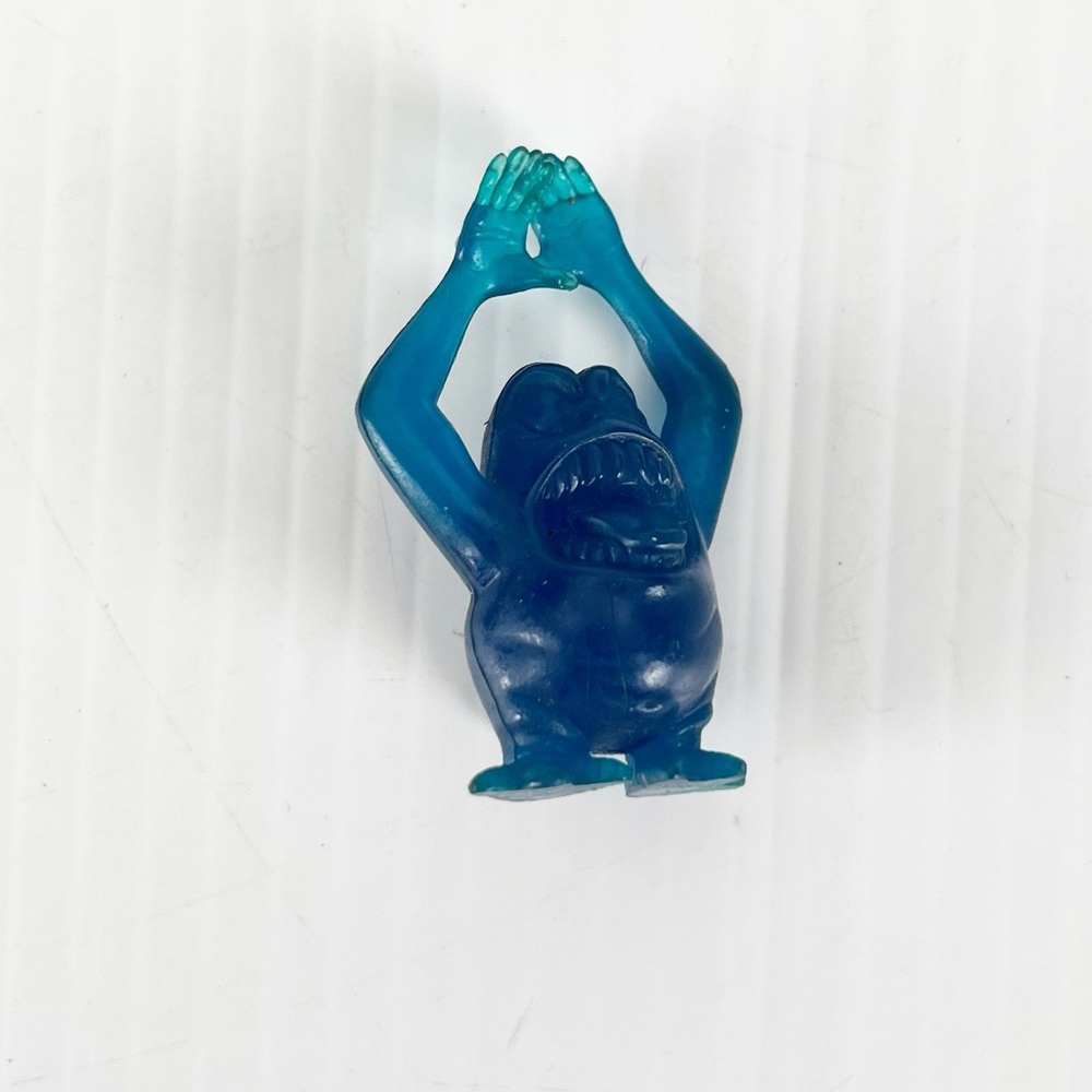 Vintage 1984 Ghostbusters Columbia Pictures Blue Ghost Grabber Peter Venkman